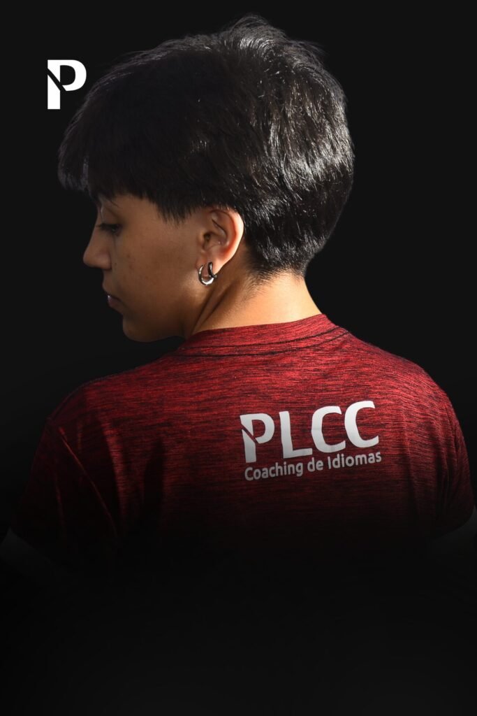 Assinatura PLCC com acesso a cursos, filmes, séries e exercícios em inglês e espanhol. Nivelamento, reunião, videoconferência, proficiência, teste, avaliação, processo seletivo, RH, recrutamento, solução. Idiomas. ensinar inglês e espanhol. conteúdo real.